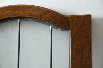 中古　美品　希少な廃番品　カントリーハウス　三連　クラシックな雰囲気と高級感のあるデザインが素敵なステンドグラス入りパーテーション(三越家具、衝立て、つい立て、3連、スクリーン)(R-084250)