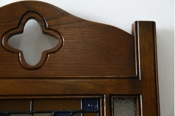 中古　美品　鮮やかで美しいステンドグラス入りの3連衝立て(つい立て、衝い立て、パーテーション、スクリーン、間仕切り、店舗什器)(R-084251)
