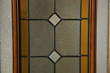 中古　美品　鮮やかで美しいステンドグラス入りの3連衝立て(つい立て、衝い立て、パーテーション、スクリーン、間仕切り、店舗什器)(R-084251)