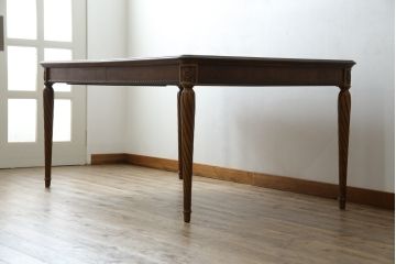 中古　DREXEL HERITAGE(ドレクセルヘリテイジ)　Tuscany Manor(タスカニー・マナー)　優雅な彫刻が上質なアンティーク空間を演出するダイニングテーブル(食卓、4人掛け、6人掛け)(R-084252)