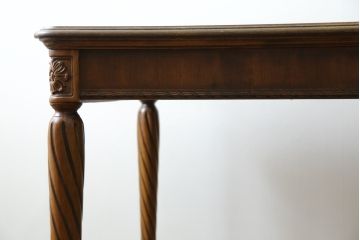 中古　DREXEL HERITAGE(ドレクセルヘリテイジ)　Tuscany Manor(タスカニー・マナー)　優雅な彫刻が上質なアンティーク空間を演出するダイニングテーブル(食卓、4人掛け、6人掛け)(R-084252)