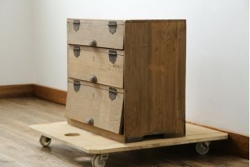 和製アンティーク　パタパタ扉付き　時の流れを感じる古い木味の小さな下駄箱(靴箱、下足入れ、卓上収納、小物収納)(R-084254)