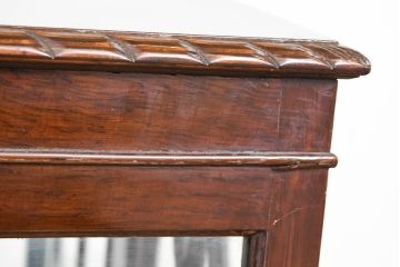 イギリスアンティーク　Lloyd’s Antiques(ロイズアンティークス)取り扱い　オーク材　格調ある佇まいと細やかな細工が魅力のサイドキャビネット(サイドボード、収納棚、戸棚、飾り棚、英国)(R-084256)