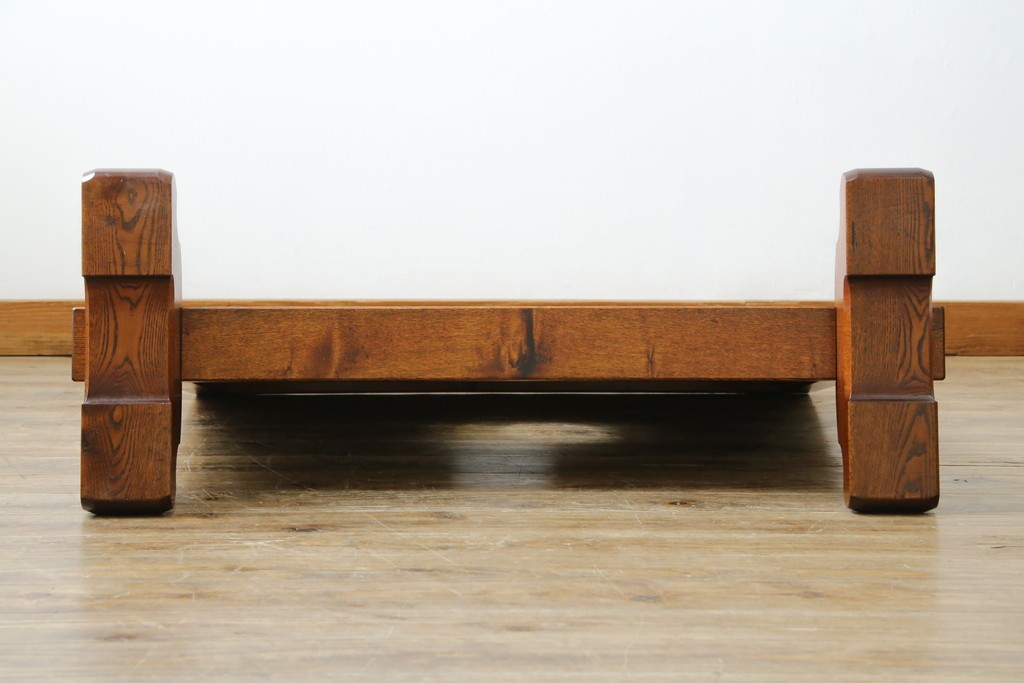 中古　超美品!!　総漆塗り　タモ材　一枚板　職人手作りの工芸家具　螺鈿(ラデン)細工の日輪紋様が存在感を放つ衝立て　定価約75万円　(R-084257)