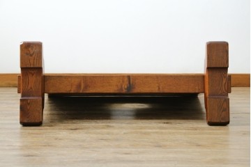 中古　超美品!!　総漆塗り　タモ材　一枚板　職人手作りの工芸家具　螺鈿(ラデン)細工の日輪紋様が存在感を放つ衝立て　定価約75万円　(R-084257)