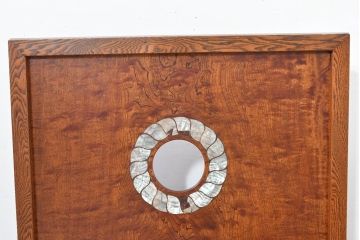 中古　超美品‼　職人手作り　工芸家具　総漆塗り　タモ材　一枚板　螺鈿(ラデン)細工の日輪紋様が存在感を放つ衝立て(衝い立て、パーテーション、間仕切り)(定価約75万円)(R-084257)