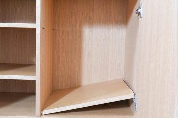 中古　CONDE HOUSE(カンディハウス)　オーク材の温もりとシンプルモダンなデザインが魅力のサイドキャビネット(サイドボード、戸棚、収納棚)(R-084258)