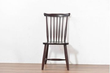 中古　美品‼　民芸家具　落ち着いた色味が上品な雰囲気を醸し出すウィンザーチェア(板座チェア、ダイニングチェア、アームレスチェア、椅子、イス)(R-084260)