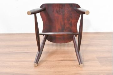 中古　美品‼　民芸家具　落ち着いた色味が上品な雰囲気を醸し出すウィンザーチェア(板座チェア、ダイニングチェア、アームレスチェア、椅子、イス)(R-084260)