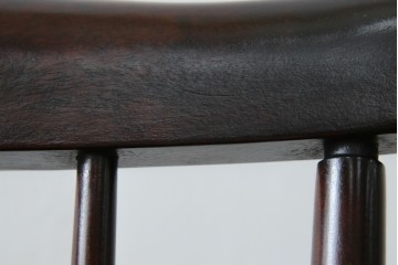 中古　美品!!　民芸家具　落ち着いた色味が上品な雰囲気を醸し出すウィンザーチェア(板座チェア、ダイニングチェア、アームレスチェア、椅子、イス)(R-084260)