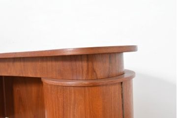 デンマークビンテージ　美品　希少なキドニータイプ　優美な曲線が美しいチーク材の北欧デスク(片袖机、ワークデスク、在宅用、在宅ワーク用、ヴィンテージ)(R-084261)