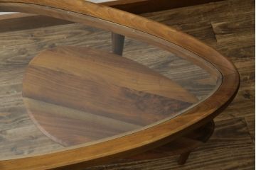 中古　KEYUCA(ケユカ)　希少な廃番品　ウォールナット材　補助天板付き　木の温もりとガラスの調和が美しいガラストップのローテーブル(センターテーブル、コーヒーテーブル、リビングテーブル)(R-084264)