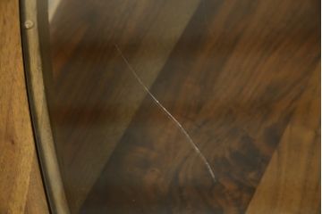 中古　KEYUCA(ケユカ)　希少な廃番品　ウォールナット材　補助天板付き　木の温もりとガラスの調和が美しいガラストップのローテーブル(センターテーブル、コーヒーテーブル、リビングテーブル)(R-084264)