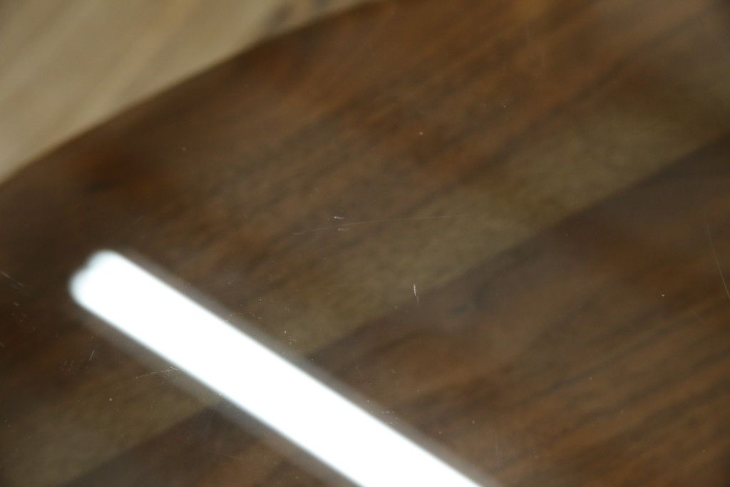 中古　KEYUCA(ケユカ)　希少な廃番品　ウォールナット材　補助天板付き　木の温もりとガラスの調和が美しいガラストップのローテーブル(センターテーブル、コーヒーテーブル、リビングテーブル)(R-084264)