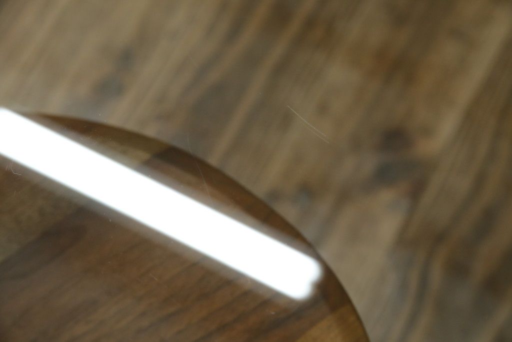 中古　KEYUCA(ケユカ)　希少な廃番品　ウォールナット材　補助天板付き　木の温もりとガラスの調和が美しいガラストップのローテーブル(センターテーブル、コーヒーテーブル、リビングテーブル)(R-084264)