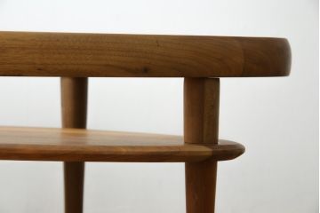 中古　KEYUCA(ケユカ)　希少な廃番品　ウォールナット材　補助天板付き　木の温もりとガラスの調和が美しいガラストップのローテーブル(センターテーブル、コーヒーテーブル、リビングテーブル)(R-084264)