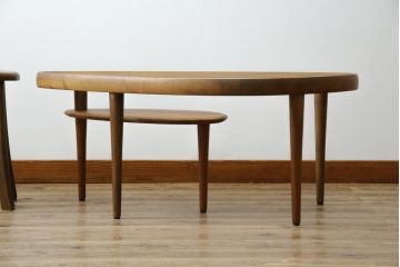 中古　KEYUCA(ケユカ)　希少な廃番品　ウォールナット材　補助天板付き　木の温もりとガラスの調和が美しいガラストップのローテーブル(センターテーブル、コーヒーテーブル、リビングテーブル)(R-084264)