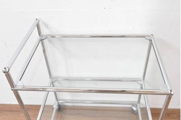 中古　美品　スイス　USMハラー(USM Haller)　ガラス天板　シンプルでスタイリッシュなデザインが魅力のキャスター付きワゴン(キッチンワゴン、ラック、サイドテーブル、トロリー、花台、飾り棚、店舗什器)(定価約12万円)(R-084265)