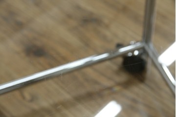中古　美品　スイス　USMハラー(USM Haller)　ガラス天板　シンプルでスタイリッシュなデザインが魅力のキャスター付きワゴン　定価約12万円相当　(R-084265)