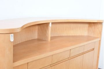 中古　希少な特注品　CONDE HOUSE(カンディハウス)　ビーチ材　図書室の両面使いラウンドカウンターテーブル(デスク、受け付け、受付カウンター、サイドボード)(製作費約90万円)(R-084266)