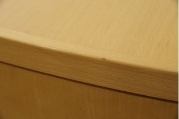 中古　希少な特注品　CONDE HOUSE(カンディハウス)　ビーチ材　図書室の両面使いラウンドカウンターテーブル　製作費約90万円相当　(R-084266)