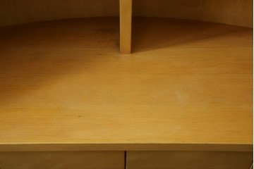 中古　希少な特注品　CONDE HOUSE(カンディハウス)　ビーチ材　図書室の両面使いラウンドカウンターテーブル　製作費約90万円相当　(R-084266)