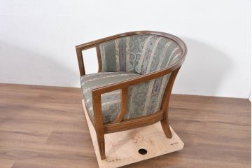 中古　美品　maruni(マルニ木工)　地中海ロイヤルシリーズ(ROYAL)　シャルル　優雅な曲線美と重厚感漂うアームチェア2脚セット(1Pソファ、1人掛けソファ、一人掛けソファ、アームチェア、バラ売り可能)(定価2脚で約60万円)(R-084267)