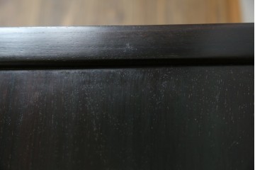 和製ビンテージ　美品!!　国産職人手作り品　総紫檀(シタン)材　落ち着きのある上品さを醸し出す彫刻入りの花台　(R-084269)