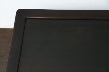 和製ビンテージ　美品!!　国産職人手作り品　総紫檀(シタン)材　落ち着きのある上品さを醸し出す彫刻入りの花台　(R-084269)