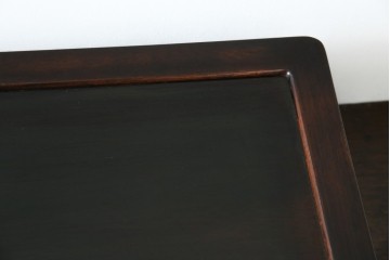 和製ビンテージ　美品!!　国産職人手作り品　総紫檀(シタン)材　落ち着きのある上品さを醸し出す彫刻入りの花台　(R-084269)