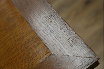 和製アンティーク　希少!!　繊細で個性的なデザインが魅力!楢(ナラ)材の花台　(R-084270)