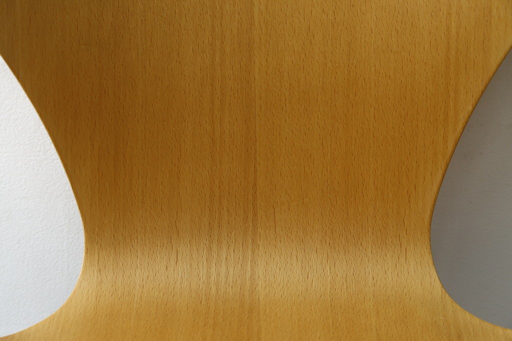 中古　美品　FRITZ HANSEN(フリッツ・ハンセン)　SERIES 7(セブンチェア)　ビーチ材　北欧モダンなお部屋におすすめ!シャープな脚がお洒落なダイニングチェア　(R-084272)