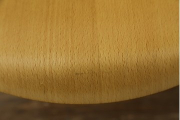 中古　美品　FRITZ HANSEN(フリッツ・ハンセン)　SERIES 7(セブンチェア)　ビーチ材　北欧モダンなお部屋におすすめ!シャープな脚がお洒落なダイニングチェア　(R-084272)