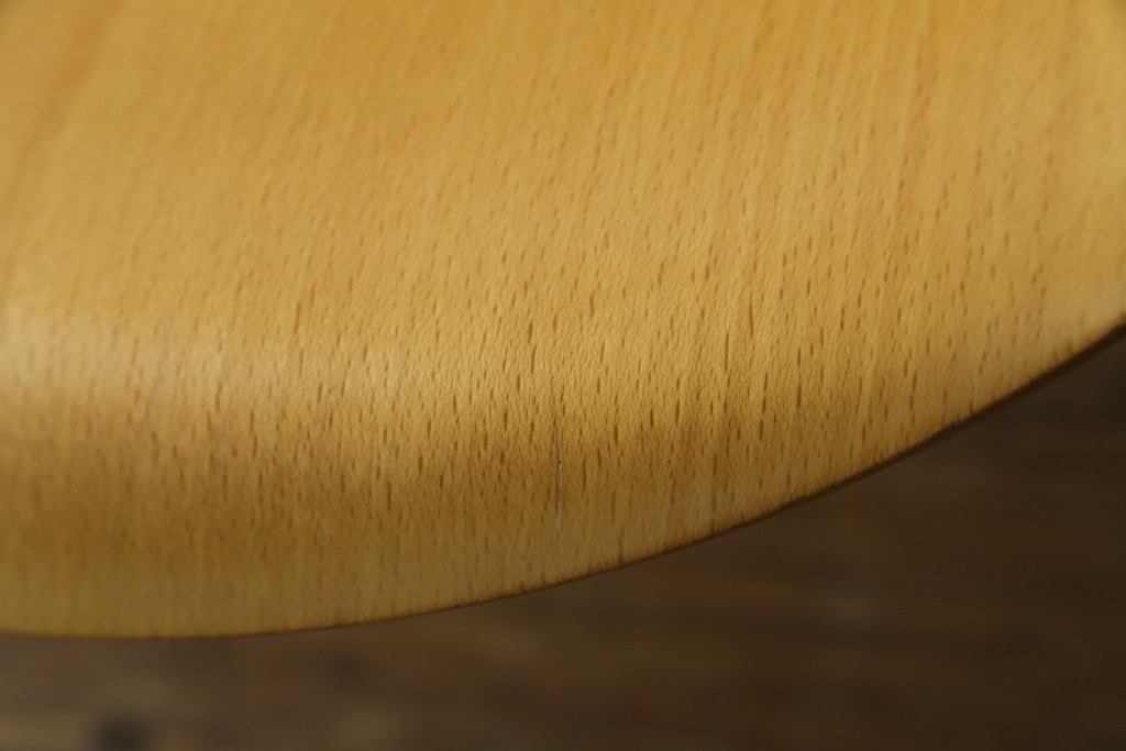 中古　美品　FRITZ HANSEN(フリッツ・ハンセン)　SERIES 7(セブンチェア)　ビーチ材　北欧モダンなお部屋におすすめ!シャープな脚がお洒落なダイニングチェア　(R-084272)