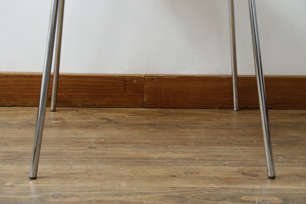 中古　美品　FRITZ HANSEN(フリッツ・ハンセン)　SERIES 7(セブンチェア)　ビーチ材　北欧モダンなお部屋におすすめ!シャープな脚がお洒落なダイニングチェア　(R-084272)