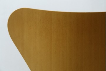 中古　美品　FRITZ HANSEN(フリッツ・ハンセン)　SERIES 7(セブンチェア)　ビーチ材　北欧モダンなお部屋におすすめ!シャープな脚がお洒落なダイニングチェア　(R-084272)