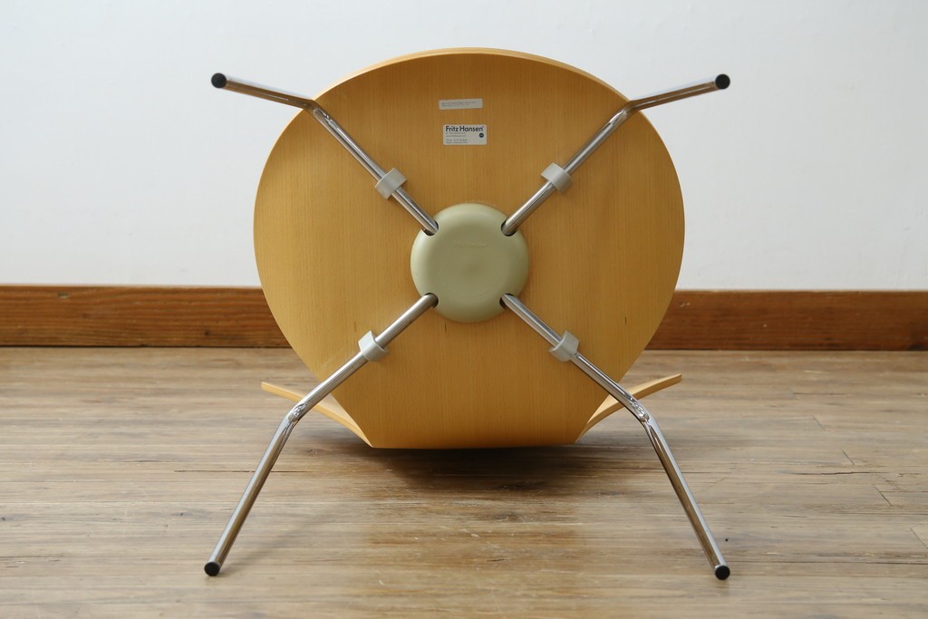 中古　美品　FRITZ HANSEN(フリッツ・ハンセン)　SERIES 7(セブンチェア)　ビーチ材　北欧モダンなお部屋におすすめ!シャープな脚がお洒落なダイニングチェア　(R-084272)