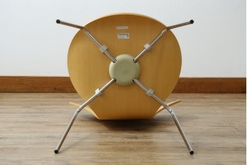 中古　美品　FRITZ HANSEN(フリッツ・ハンセン)　SERIES 7(セブンチェア)　ビーチ材　北欧モダンなお部屋におすすめ!シャープな脚がお洒落なダイニングチェア　(R-084272)