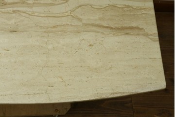 ヨーロッパヴィンテージ　重厚感のある大理石のモダンなローテーブル　(R-084273)