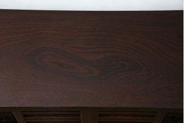 中古　希少デザイン　くっきりとした杢目が魅力的!職人技が光る金具付き民芸箪笥ローボード　(R-084278)