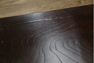 中古　希少デザイン　くっきりとした杢目が魅力的!職人技が光る金具付き民芸箪笥ローボード　(R-084278)