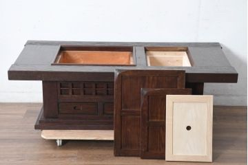 中古　美品　栗材　無垢材　浮造り仕上げ　重厚な佇まいの囲炉裏テーブル(木製火鉢、長火鉢、ローテーブル、センターテーブル、リビングテーブル、座卓)(R-084281)