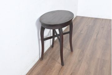 アジアンアンティーク　オーバル型天板と優雅な曲線美が魅力のサイドテーブル(コーヒーテーブル、カフェテーブル、ラウンドテーブル、花台、飾り台)(R-084283)