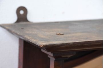 イギリスアンティーク　引き出し付きで小物収納もできる!趣あるマホガニー材でお部屋を上品に彩る壁掛けミラー(壁掛け鏡、ウォールミラー、姿見、英国)(R-084284)
