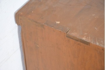 【簡易リペア限定品】　和製アンティーク　引き出し17杯で収納力抜群の小振りなチェスト　(R-084285)