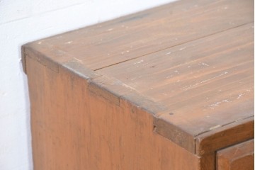 【簡易リペア限定品】　和製アンティーク　引き出し17杯　小物収納におすすめの小振りなチェスト　(R-084286)