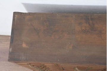 【簡易リペア限定品】　和製アンティーク　引き出し17杯で大容量の小振りなチェスト　(R-084288)