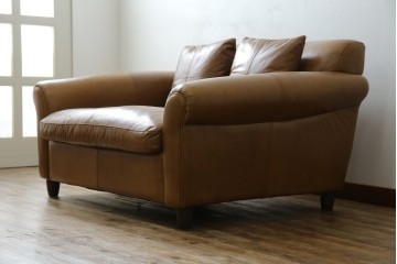 中古　HALO(ハロ)　ギル(GIL)　使い込むほどに味わいが深まる本革のソファ　定価約30万円　(R-084291)