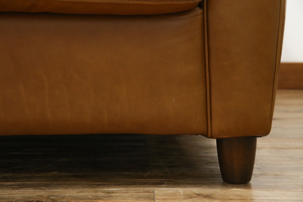 中古　HALO(ハロ)　ギル(GIL)　使い込むほどに味わいが深まる本革のソファ　定価約30万円　(R-084291)