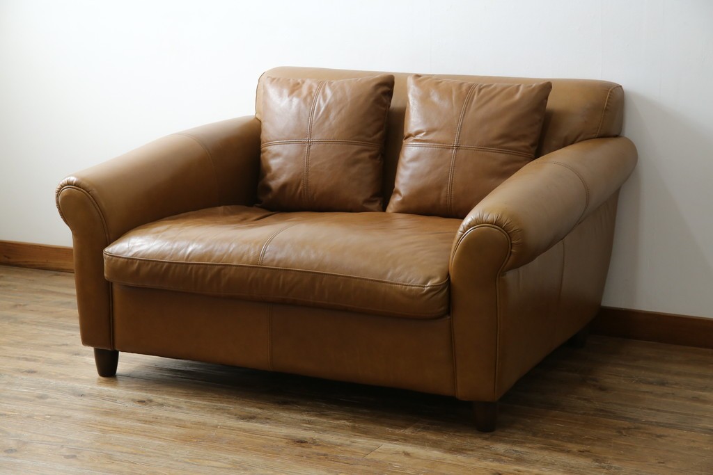 中古　HALO(ハロ)　ギル(GIL)　使い込むほどに味わいが深まる本革のソファ　定価約30万円　(R-084291)